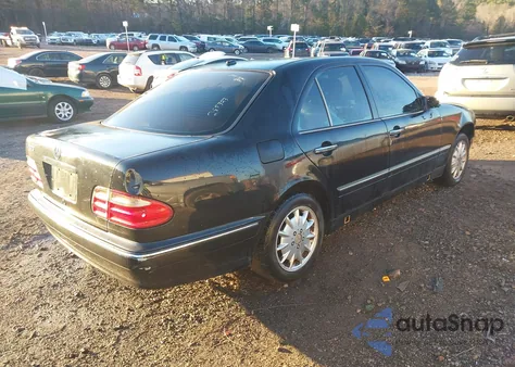 2001 Mercedes-Benz E 320 z USA, uszkodzony, nr VIN WDBJF65J51B285323